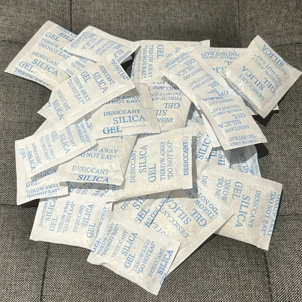 1G 50/100/200/500 Packs Non Toxic Nonwovens Silica Gel Desiccant Damp Kitchen Room Living Moisture Dehumidifier Absorber Bag